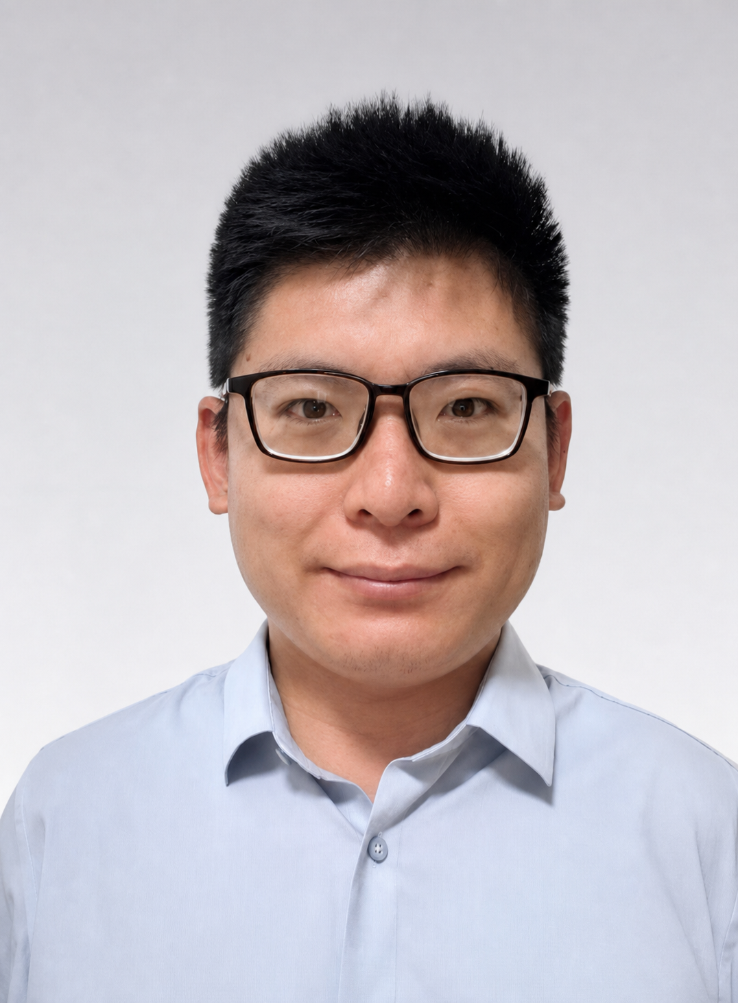 刘俸奇个人照片